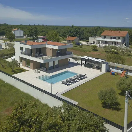 Issa Orbanići