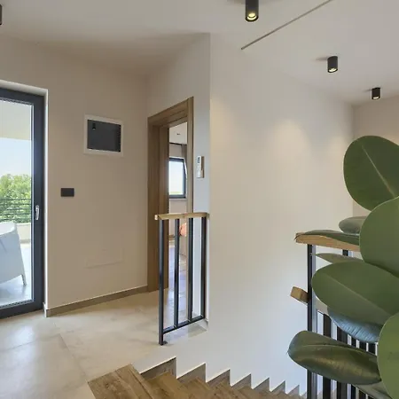 Issa Villa Orbanići